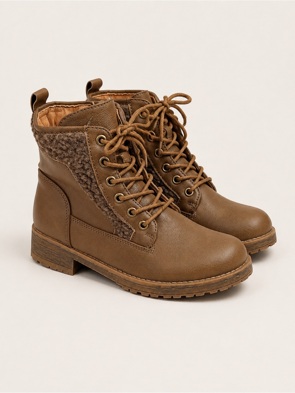 GC Kids ( boys ) boot Size 2 NEW # Bag DX